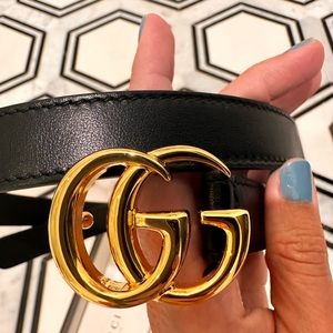 Authentic thin black Gucci Marmont shiny buckle belt size 75